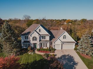 22960 N Ridgewood Ln, Kildeer, IL 60047