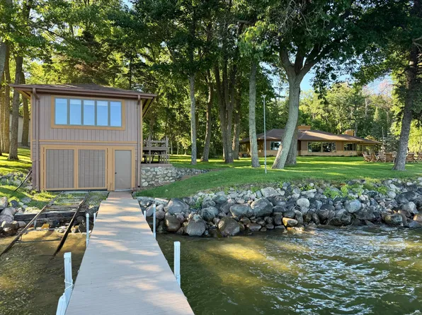 4563 Pine Point Cir NW, Walker, MN 56484