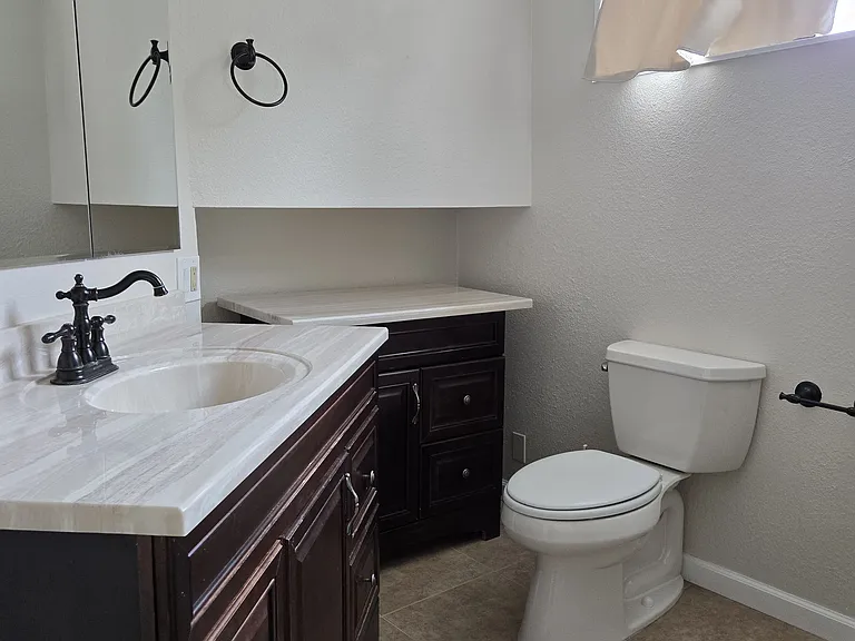 1318 Funston Ave — Photo 10