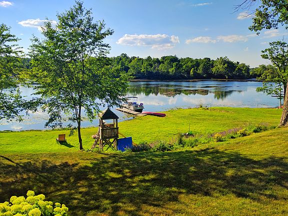 4th image of 13466 Iroquois Woods Dr