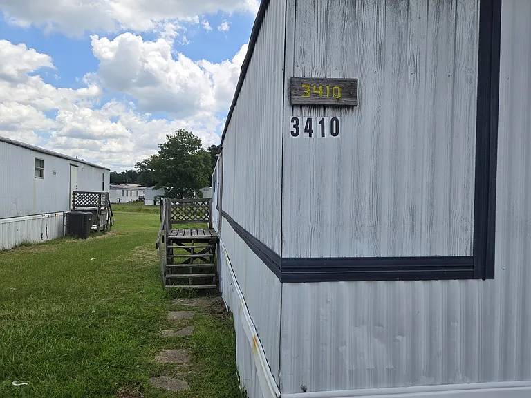 Oak Creek Estates MHC — Photo 103