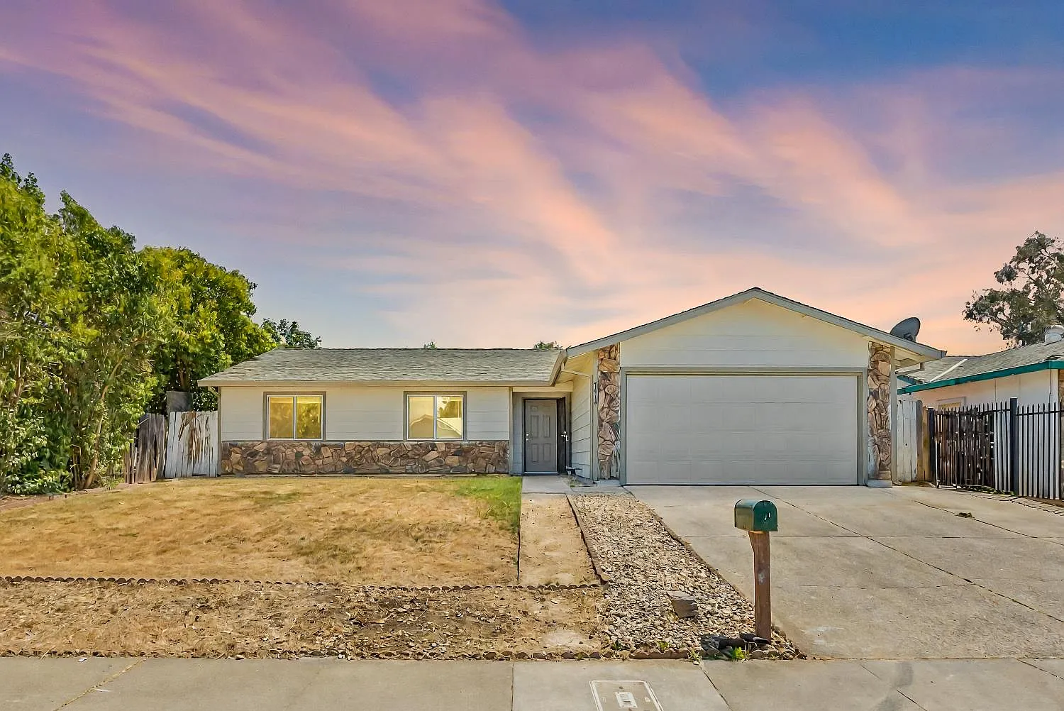 7414 Hainesport Way photo 1