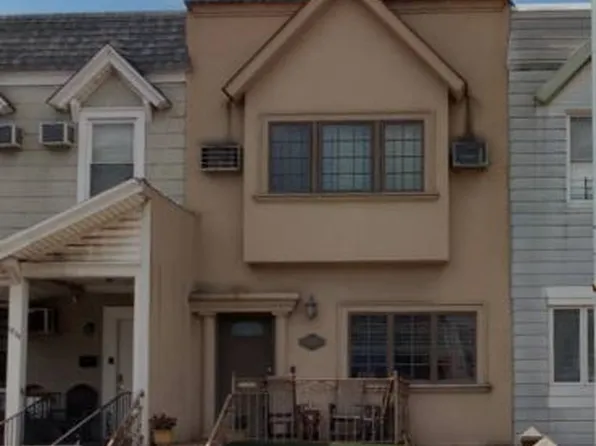 1852 60th Street image 1 of 1