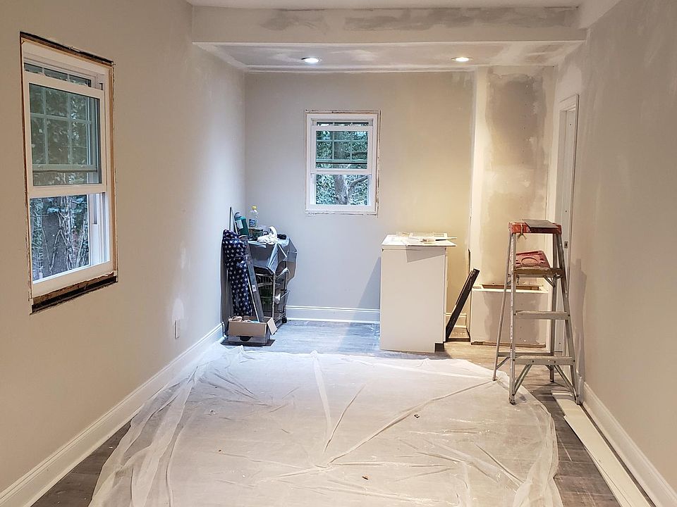 2nd image of 7221 Tobin Ct Studio C