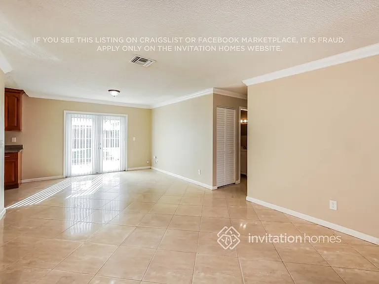 7750 NW 45th Ct — Photo 5