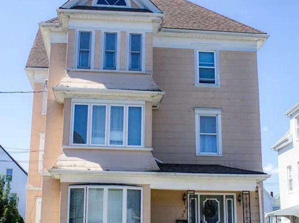 163 Bonney St, New Bedford, MA 02740