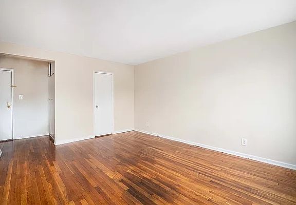 3rd image of 221-56 90th Ave Unit 3D