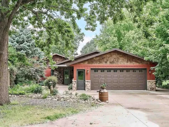 N9806 Highland Park Rd, Malone, WI 53049