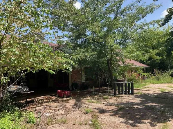 804 County Road 3170 SW, Winnsboro, TX 75494