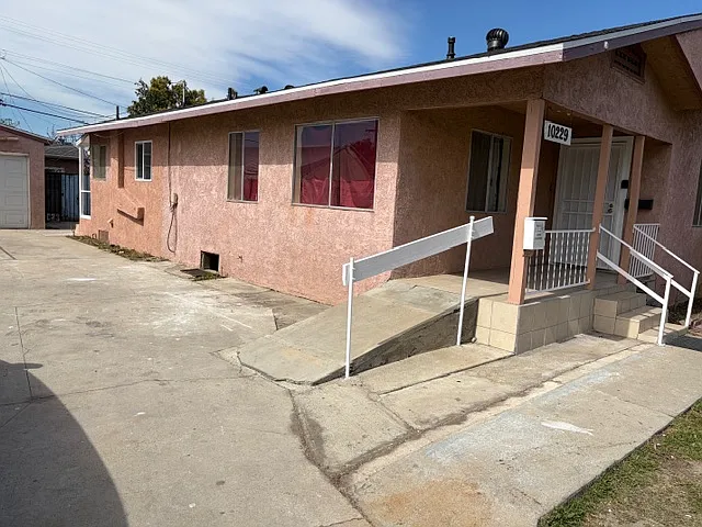 10229 San Gabriel Ave — Photo 22
