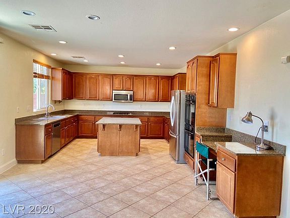 4th image of 2425 Mountain Rail Dr #0