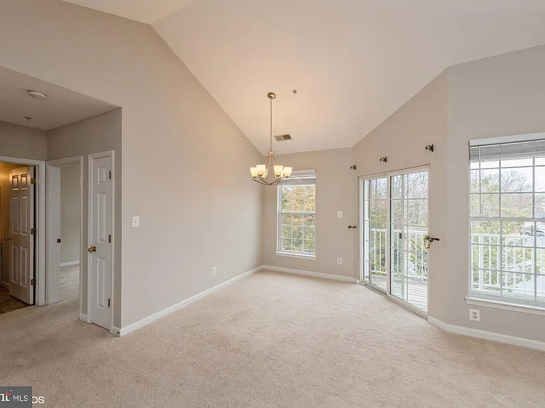25340 Lake Mist Sq #301 — Photo 5