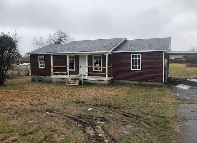 1st image of 744 S 40th St