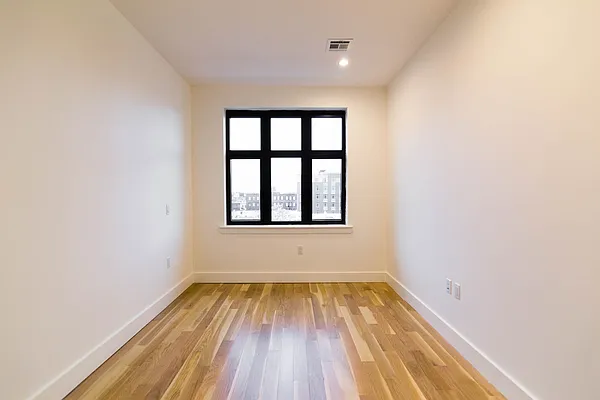 Rented by Nooklyn NYC LLC | media 74