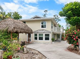 15560 S Pebble Ln, Fort Myers, FL 33912