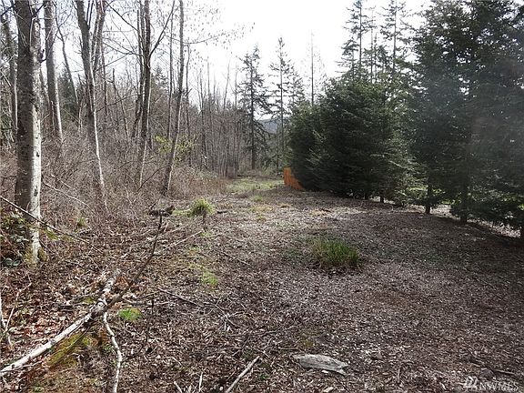 2nd image of 5124 Silver Beach Ave