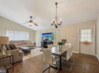 41 Sycamore Ln, Hanover, PA 17331