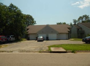 1031 Minns Dr, Machesney Park, IL 61115