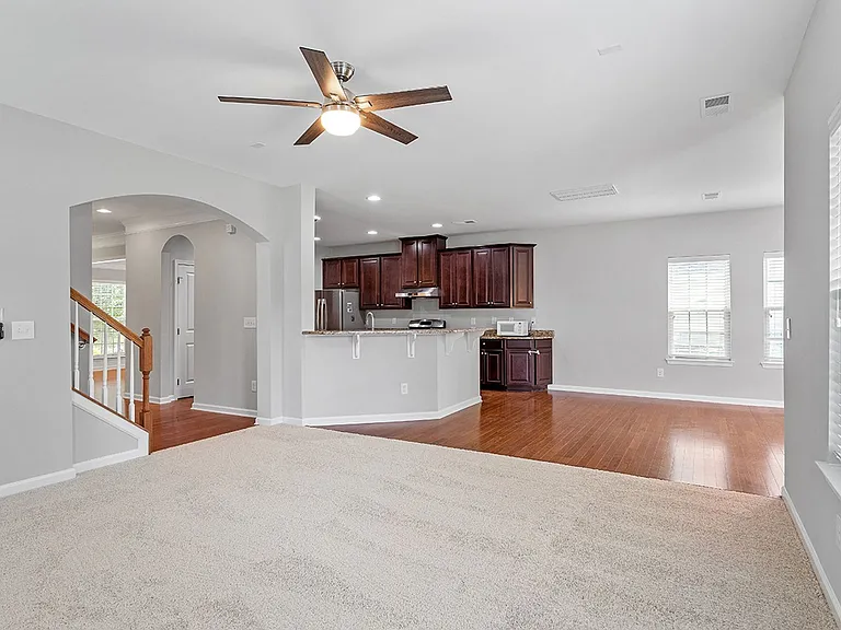 1121 Survada Ln — Photo 12