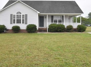 103 Sharon Dr, Selma, NC 27576