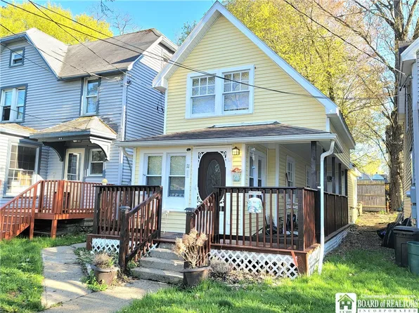 11 E Duquesne St, Celoron, NY 14720