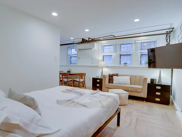 400 Seward Sq SE #B3 — Photo 5