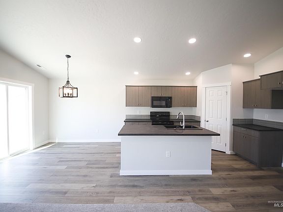 3rd image of 6678 S Orofino Creek Pl