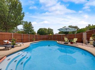 102 W Apollo Rd, Garland, TX 75040