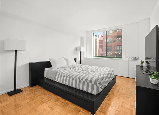 Rented by Compass | media 14