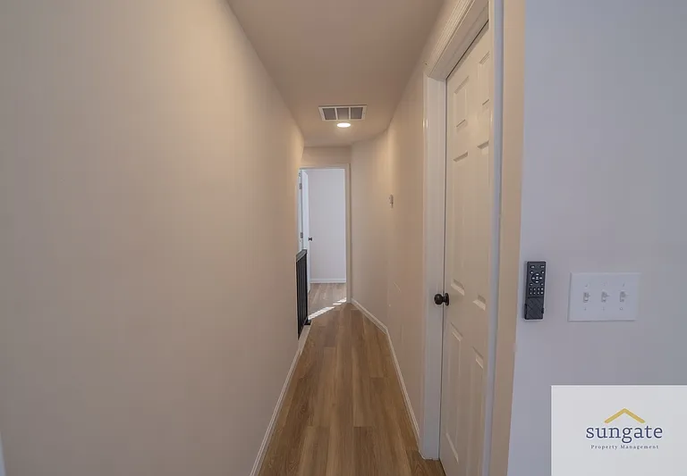 1911 Eastern Ave — Photo 22