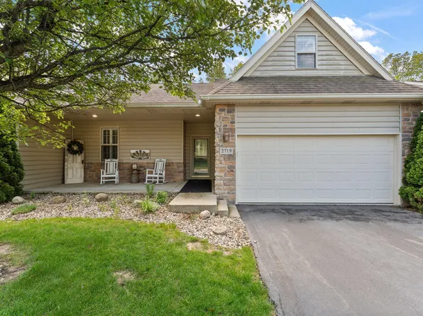 2719 White Pine Cir, Valparaiso, IN 46383