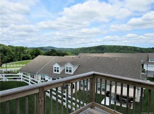 3 Carpenter Ct, Carmel, NY 10512