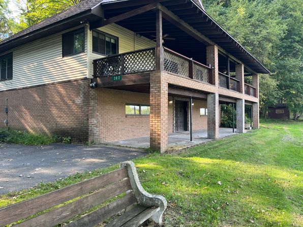 382 Powerhouse Ln #101