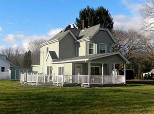 618 Portersville Rd, Ellwood City, PA