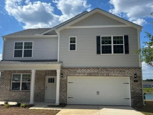 239 Lake Tyler Dr, New Bern, NC 28560