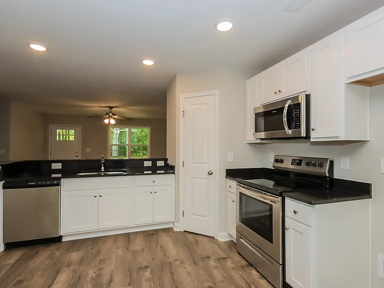 200 Ashbrook Rd — Photo 8