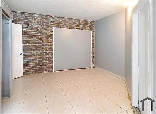3241 NW 40th St — Photo 22