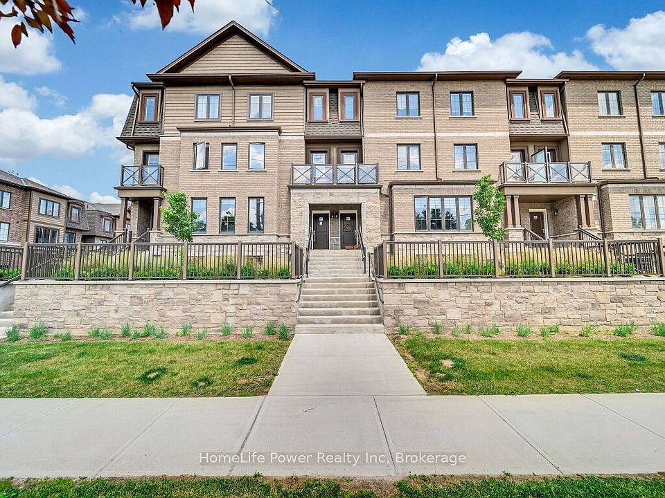 1st image of 445 Ontario St S #89