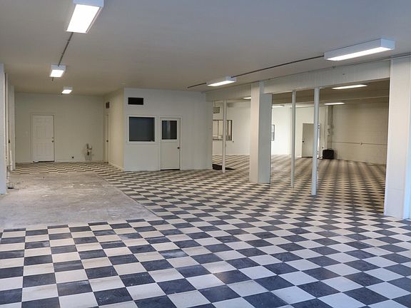 2nd image of 3634 McKinley Ave