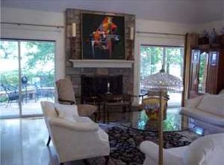 212 Green Springs Dr, Columbus, OH 43235