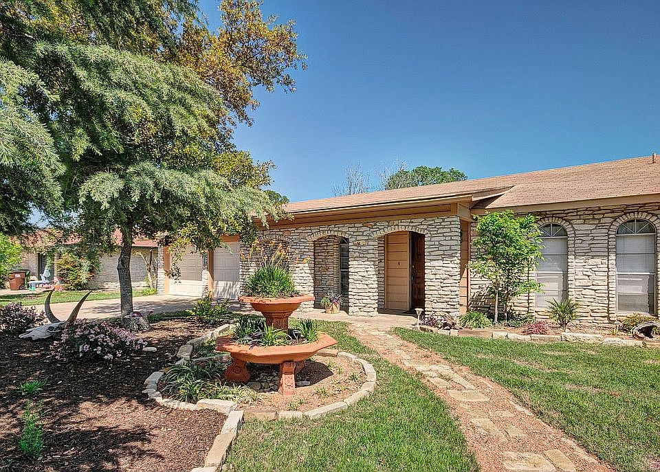 1st image of 1000 Brushy Creek Dr