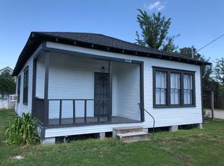 1118 W Cavalcade St, Houston, TX 77009