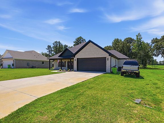 4th image of 139 Hayden Dr