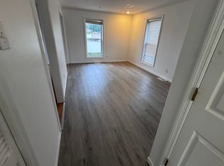 11922 Gravois Rd APT 16, Saint Louis, MO 63127