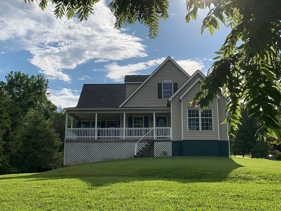 1st image of 305 Blazing Ridge Dr