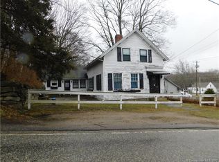 886 Chesterfield Rd, Oakdale, CT 06370