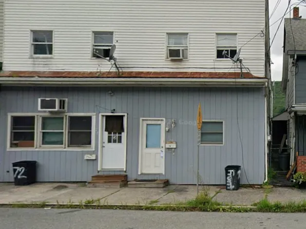 70-72 W Catawissa St, Nesquehoning, PA 18240