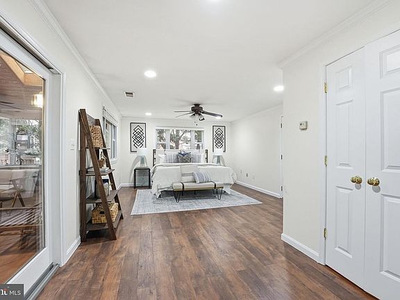 3rd image of 5718 Anola Ct