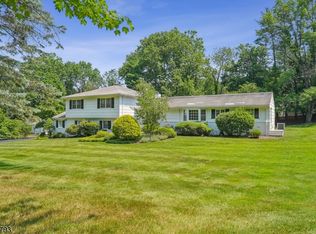 128 Great Hills Rd, Short Hills, NJ 07078