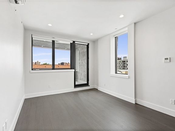 3rd image of 2505 3rd Ave #3J